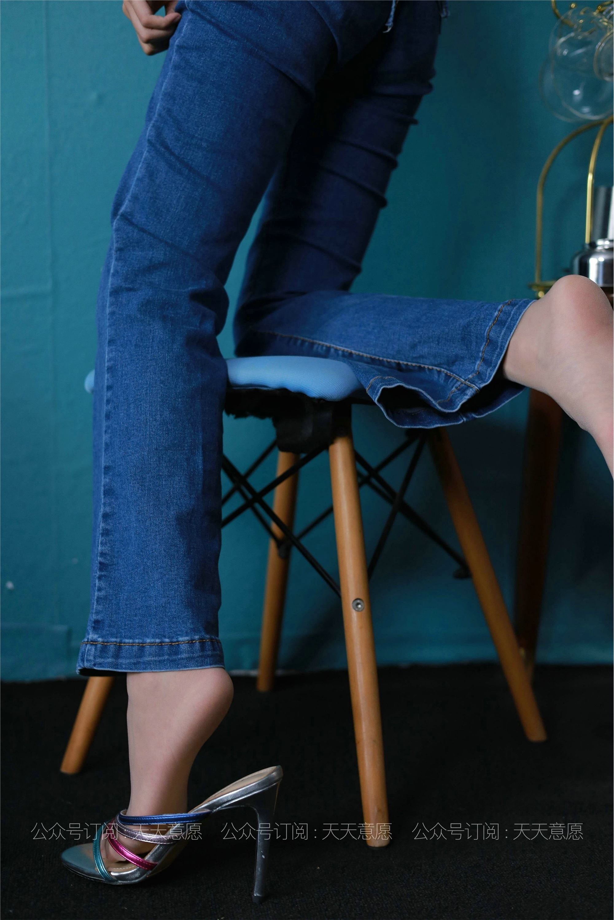 IESS异思趣向  2021.08.04 丝享家879：美子《美背库里丝》